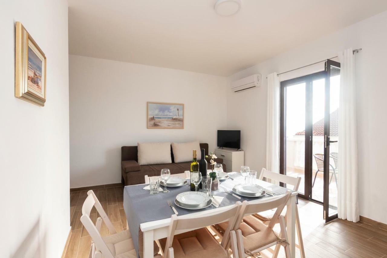 Apartman Lipotica Diklo Zadar Exterior photo