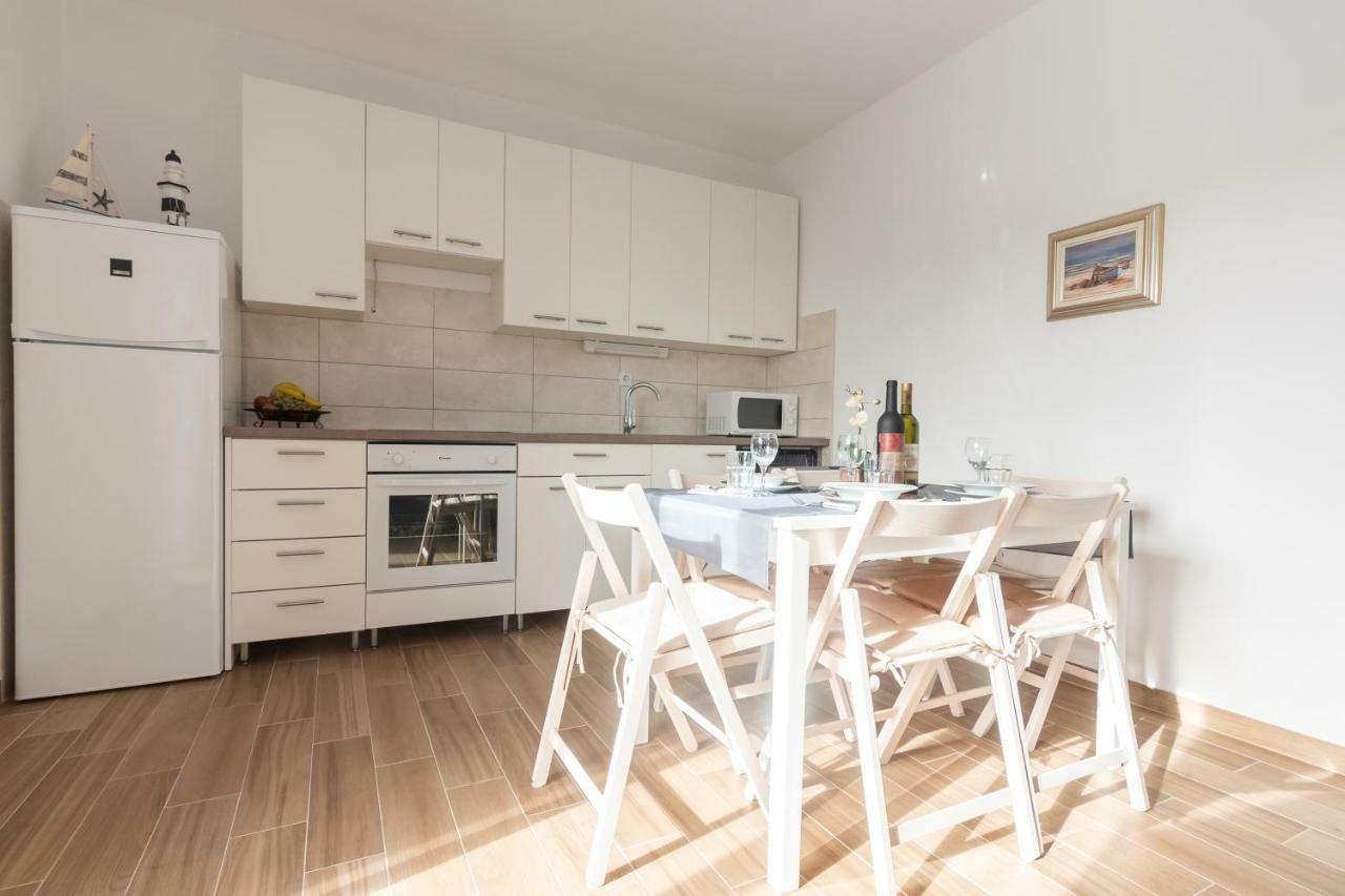 Apartman Lipotica Diklo Zadar Exterior photo