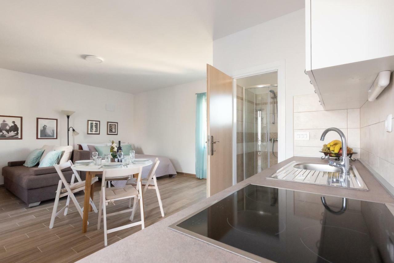 Apartman Lipotica Diklo Zadar Exterior photo
